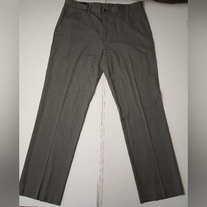 Perry Ellis Men’s 38x32 Grey Dress Pants Slacks Trousers Button Back Pockets EUC